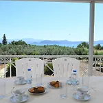 Of Luxury And Serenity Villa Kiveri