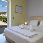 Villa Of Luxury And Serenity Kiveri
