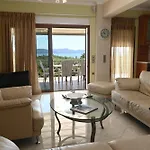 Villa Of Luxury And Serenity Kiveri