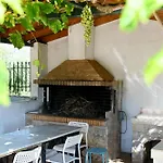Villa Of Luxury And Serenity Kiveri