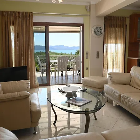 Villa Of Luxury And Serenity Kivérion