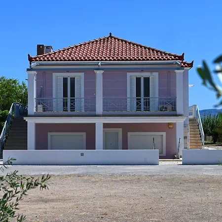 Βίλα Of Luxury And Serenity *