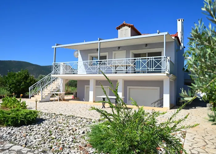 Of Luxury And Serenity Kivéri