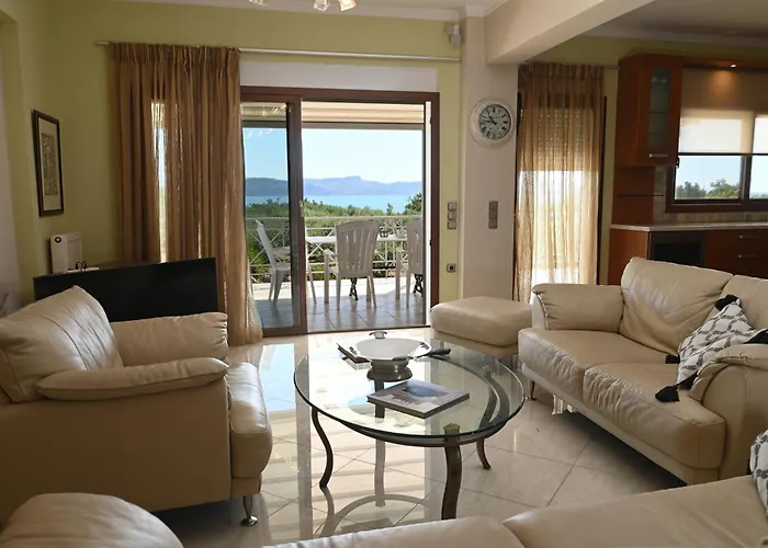 Villa Of Luxury And Serenity Kivéri