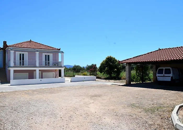 Of Luxury And Serenity Villa Kivéri